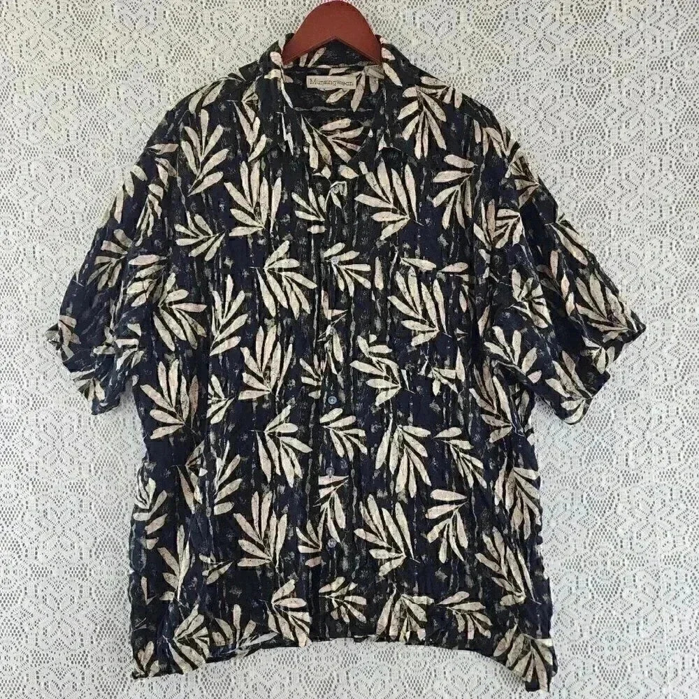 💥   Munsingwear Hawaiian Leaves Short Sleeve Button Up Men’s Shirt. 2X # 8925